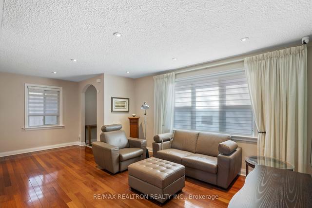 296 Empress Ave, House detached with 2 bedrooms, 2 bathrooms and 7 parking in Toronto ON | Image 20