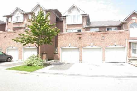 100 - 107 Bristol Rd E, Townhouse with 3 bedrooms, 2 bathrooms and 1 parking in Mississauga ON | Image 1