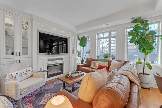 30c Mcmurrich St, Townhouse with 2 bedrooms, 2 bathrooms and 1 parking in Toronto ON | Image 20