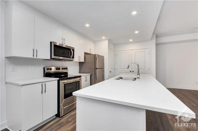 c - 310 Tulum Crescent, House attached with 2 bedrooms, 2 bathrooms and 1 parking in Ottawa ON | Image 12