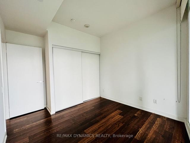 911 - 90 Queens Wharf Rd, Condo with 1 bedrooms, 1 bathrooms and 1 parking in Toronto ON | Image 11