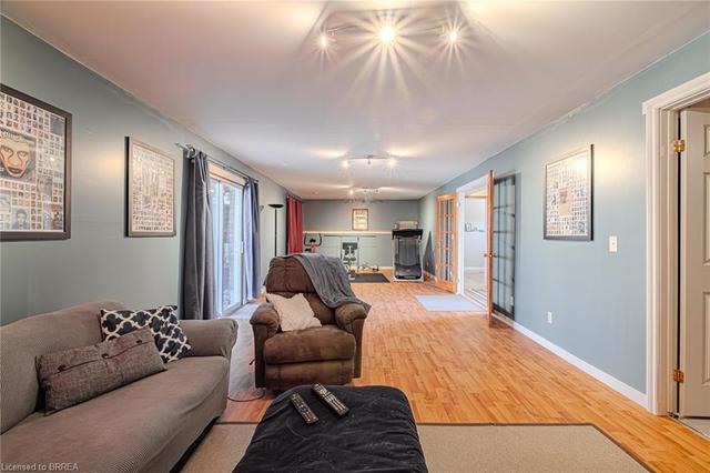 70 Daugaard Avenue, House detached with 3 bedrooms, 2 bathrooms and 4 parking in Brant ON | Image 26