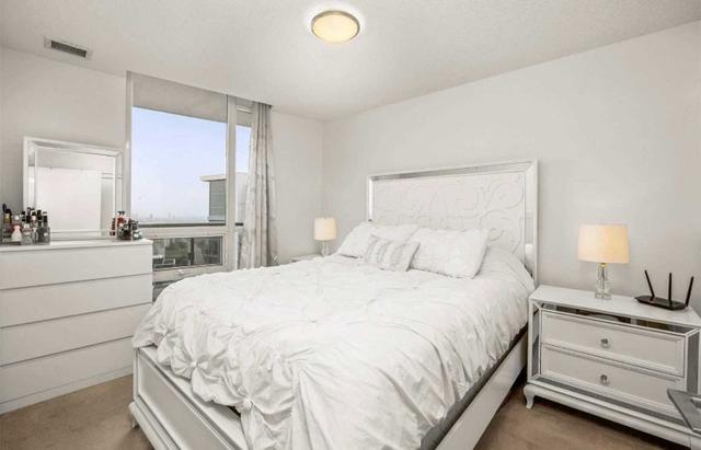 3005 - 70 Forest Manor Rd, Condo with 1 bedrooms, 1 bathrooms and 1 parking in Toronto ON | Image 2