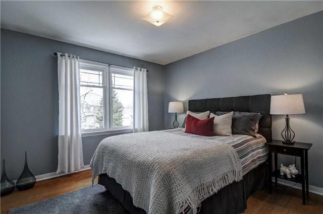 49 Regency Sq, House detached with 5 bedrooms, 4 bathrooms and 4 parking in Toronto ON | Image 12