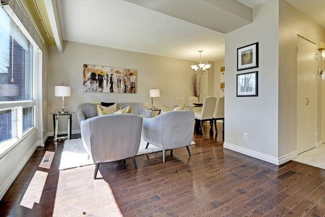 1 - 76 Castlebury Cres, Townhouse with 3 bedrooms, 3 bathrooms and 1 parking in Toronto ON | Image 8