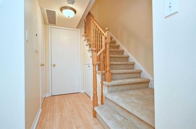 74 - 4620 Guildwood Way, Townhouse with 2 bedrooms, 2 bathrooms and 2 parking in Mississauga ON | Image 5
