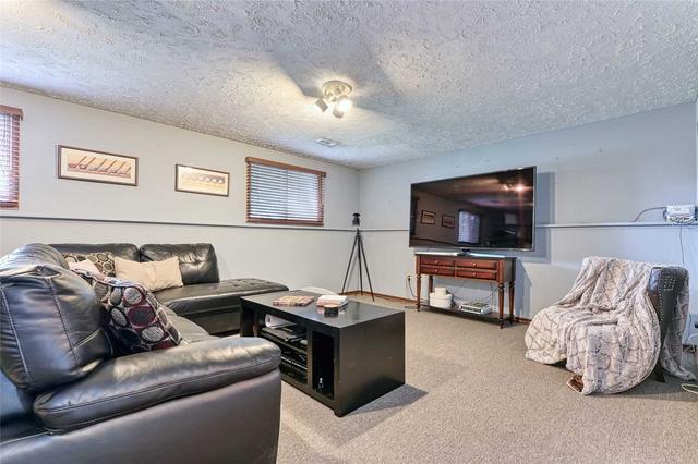 7669 Swan St, House detached with 3 bedrooms, 2 bathrooms and 5 parking in Niagara Falls ON | Image 14