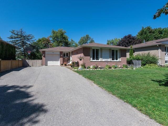 74 Edelwild Dr, House detached with 3 bedrooms, 2 bathrooms and 6 parking in Orangeville ON | Image 1