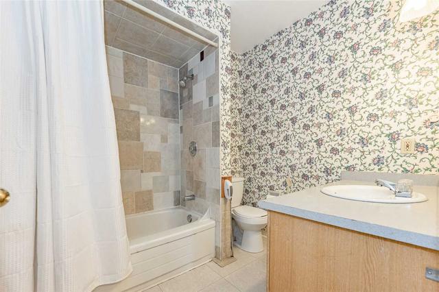 1 - 302 College Ave, Townhouse with 3 bedrooms, 2 bathrooms and 2 parking in Guelph ON | Image 21