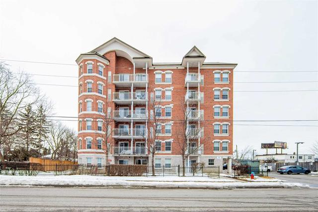 203 - 35 Hunt Ave, Condo with 2 bedrooms, 2 bathrooms and 1 parking in Richmond Hill ON | Image 1