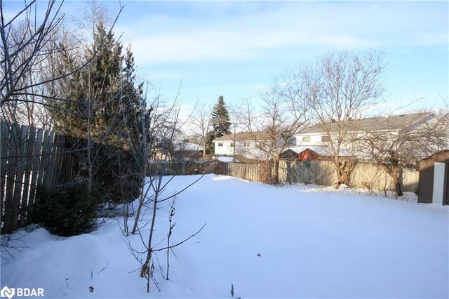 40 Doris (Bsmt Apt) Drive, House detached with 1 bedrooms, 1 bathrooms and 1 parking in Barrie ON | Image 2