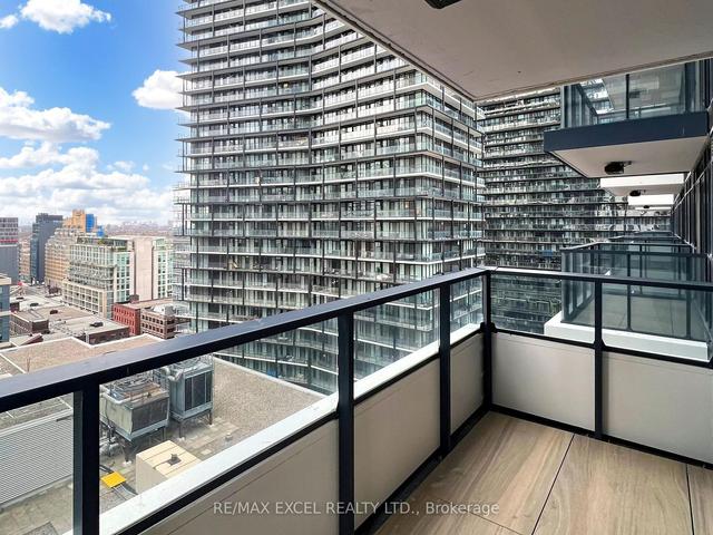 2107 - 38 Widmer St, Condo with 2 bedrooms, 2 bathrooms and 0 parking in Toronto ON | Image 13