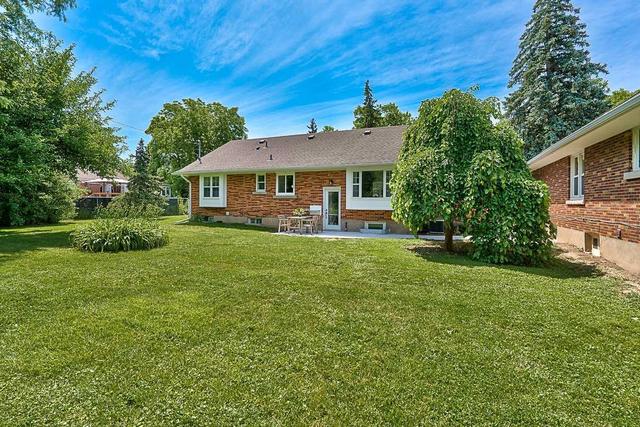 97 Glendale Ave, House detached with 6 bedrooms, 2 bathrooms and 4 parking in St. Catharines ON | Image 26