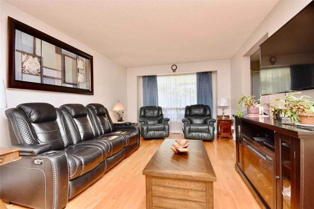 2055 Lilac Dr, House detached with 4 bedrooms, 4 bathrooms and 7 parking in Innisfil ON | Image 8