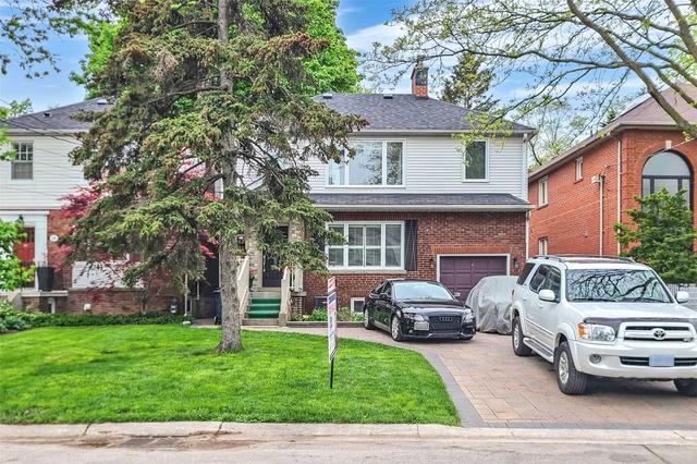 62 Belgrave Ave, House detached with 3 bedrooms, 4 bathrooms and 4 parking in Toronto ON | Image 31
