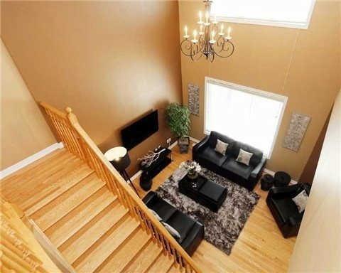 134 Naperton Dr, House attached with 4 bedrooms, 4 bathrooms and 1 parking in Brampton ON | Image 8