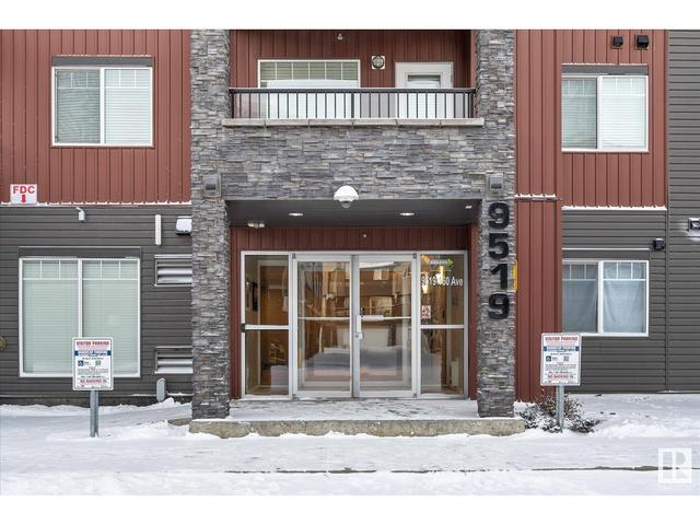 201 - 9519 160 Av Nw, Condo with 1 bedrooms, 1 bathrooms and 1 parking in Edmonton AB | Image 2