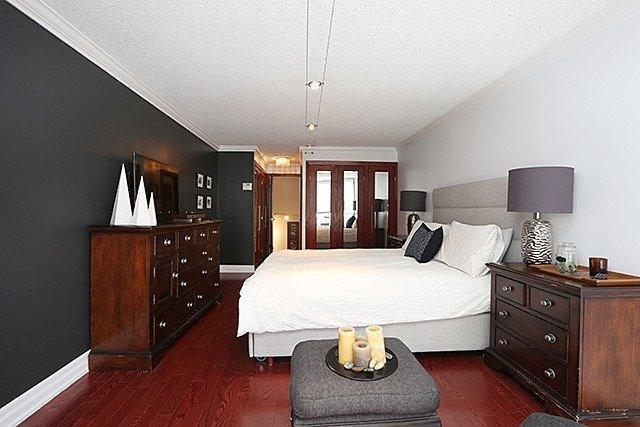 404 - 30 Church St, Condo with 3 bedrooms, 3 bathrooms and 1 parking in Toronto ON | Image 17
