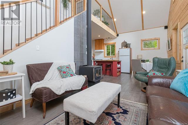 4141 Trans Canada Hwy, House detached with 2 bedrooms, 2 bathrooms and 4 parking in Juan de Fuca BC | Image 11