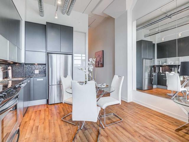 340 - 380 Macpherson Ave, Condo with 2 bedrooms, 1 bathrooms and 1 parking in Toronto ON | Image 22