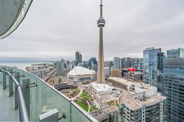 4107 - 12 York St, Condo with 2 bedrooms, 2 bathrooms and 1 parking in Toronto ON | Image 12