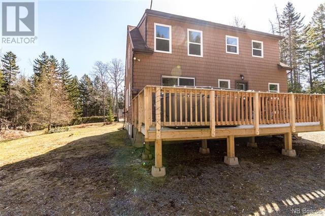 25 Lake Road, House detached with 3 bedrooms, 1 bathrooms and null parking in Kingston NB | Image 4