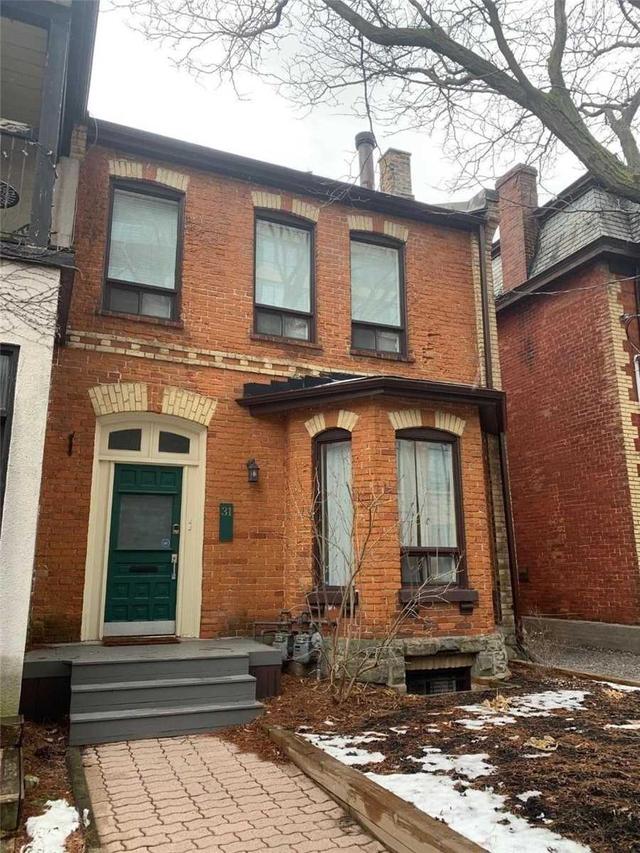 31 Linden St, House detached with 2 bedrooms, 1 bathrooms and 1 parking in Toronto ON | Image 1