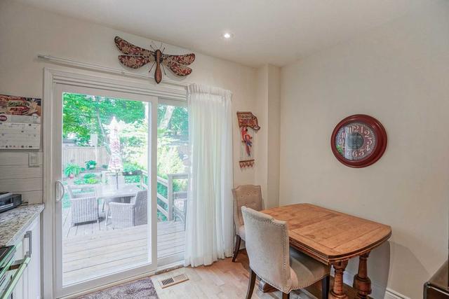 158 Wineva Ave, House semidetached with 3 bedrooms, 3 bathrooms and 1 parking in Toronto ON | Image 9