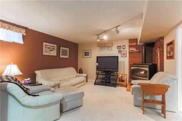 52 Duncan Bull Dr, House detached with 3 bedrooms, 2 bathrooms and 2 parking in Brampton ON | Image 11