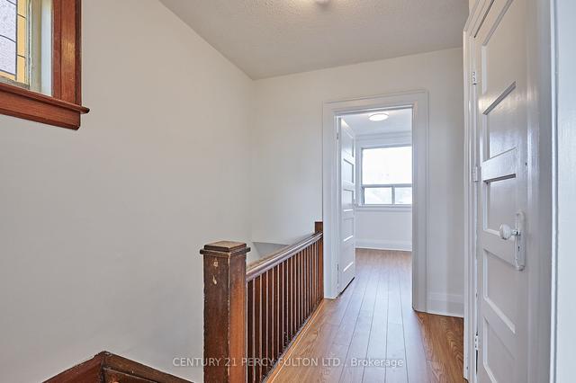 514 Lauder Ave, House detached with 3 bedrooms, 2 bathrooms and 2 parking in Toronto ON | Image 10
