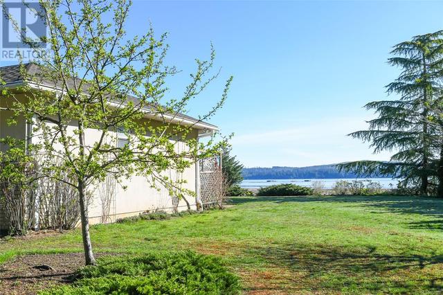501 Arbutus Bay Rd, House detached with 3 bedrooms, 3 bathrooms and 10 parking in Comox Valley A BC | Image 28