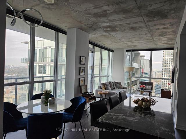 3409 - 88 Blue Jays Way, Condo with 2 bedrooms, 2 bathrooms and 1 parking in Toronto ON | Image 5