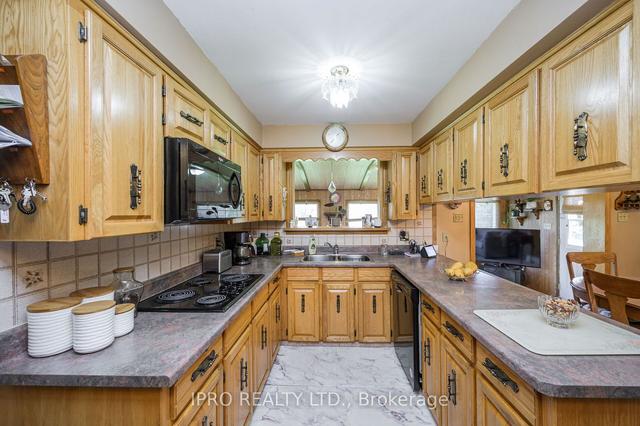 53 Glover Rd, House detached with 3 bedrooms, 2 bathrooms and 6 parking in Hamilton ON | Image 4