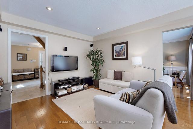 64 Heatherwood Cres, House detached with 3 bedrooms, 5 bathrooms and 4 parking in Markham ON | Image 39