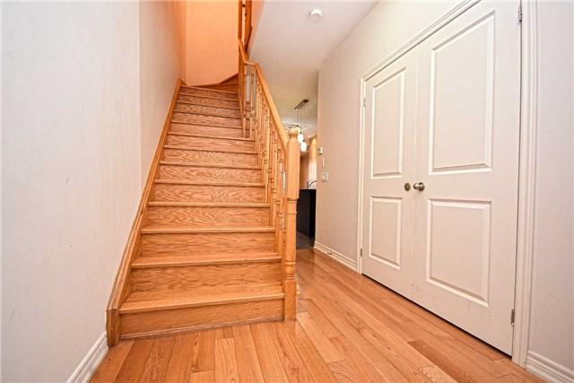09 Dufay Rd, House attached with 3 bedrooms, 4 bathrooms and 1 parking in Brampton ON | Image 2