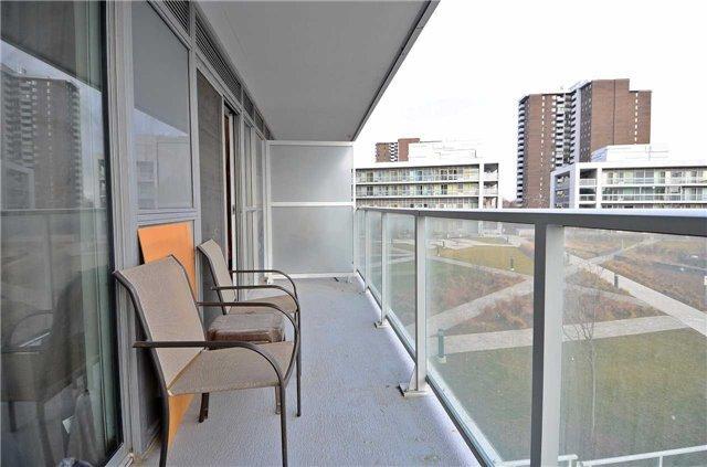 213 - 275 Yorkland Rd, Condo with 1 bedrooms, 1 bathrooms and 1 parking in Toronto ON | Image 11