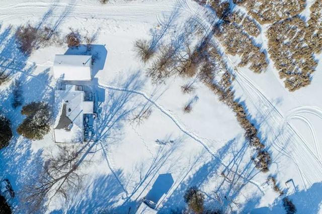 240 Charlore Park Dr, House detached with 2 bedrooms, 1 bathrooms and 13 parking in Kawartha Lakes ON | Image 34