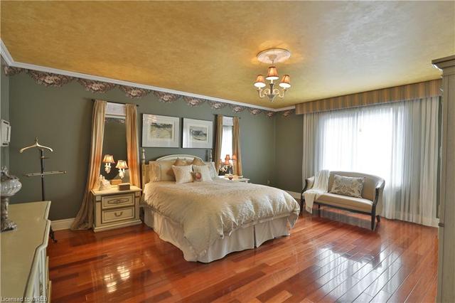 2023 Lady Di Court, House detached with 5 bedrooms, 3 bathrooms and 6 parking in Mississauga ON | Image 16