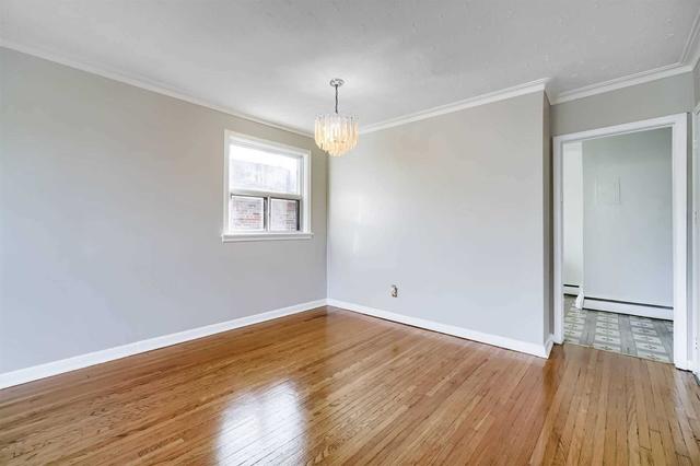 upper - 224 Pickering St, House detached with 2 bedrooms, 1 bathrooms and 1 parking in Toronto ON | Image 9