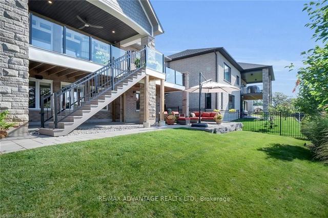 7483 Silver Creek Cres, House detached with 3 bedrooms, 4 bathrooms and 8 parking in London ON | Image 33