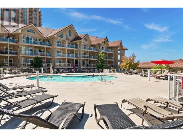334 - 1088 Sunset Drive, Condo with 3 bedrooms, 2 bathrooms and 2 parking in Kelowna BC | Image 21