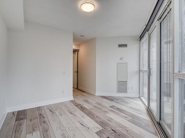 1104 - 25 Carlton St, Condo with 2 bedrooms, 2 bathrooms and 1 parking in Toronto ON | Image 9