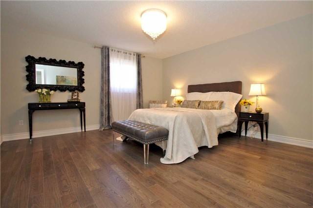 27 Marion Cres, House detached with 4 bedrooms, 5 bathrooms and 6 parking in Markham ON | Image 13