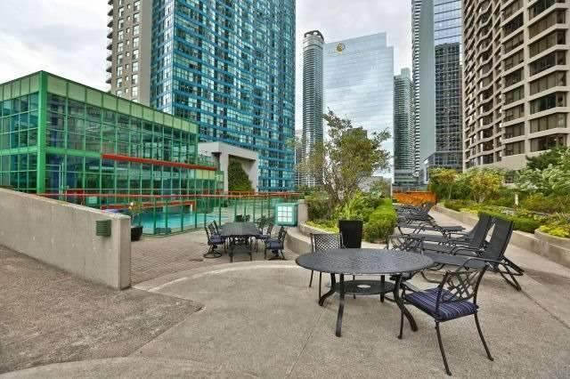 3107 - 77 Harbour Sq, Condo with 2 bedrooms, 2 bathrooms and 1 parking in Toronto ON | Image 20