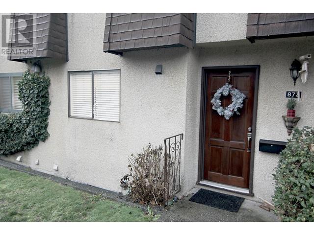 873 Old Lillooet Road, House attached with 5 bedrooms, 2 bathrooms and 2 parking in North Vancouver BC | Image 1