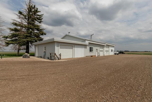 100049 Range Rd 184, House detached with 4 bedrooms, 3 bathrooms and null parking in Taber MD AB | Image 40