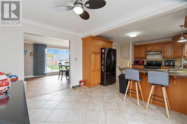 1339 Echo Road, Home with 3 bedrooms, 1 bathrooms and null parking in Sarnia ON | Image 9