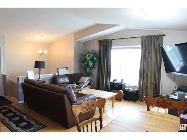 4508 49 Av, House detached with 3 bedrooms, 2 bathrooms and null parking in Thorsby AB | Image 13