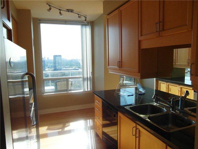 lph 6 - 8 Rean Dr, Condo with 2 bedrooms, 2 bathrooms and 2 parking in Toronto ON | Image 6