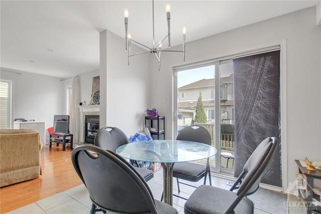 19 Woodson Street, Townhouse with 3 bedrooms, 3 bathrooms and 3 parking in Ottawa ON | Image 12